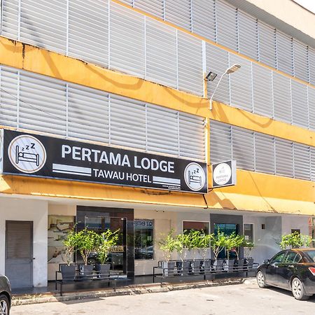 Pertama Lodge Tawau Esterno foto