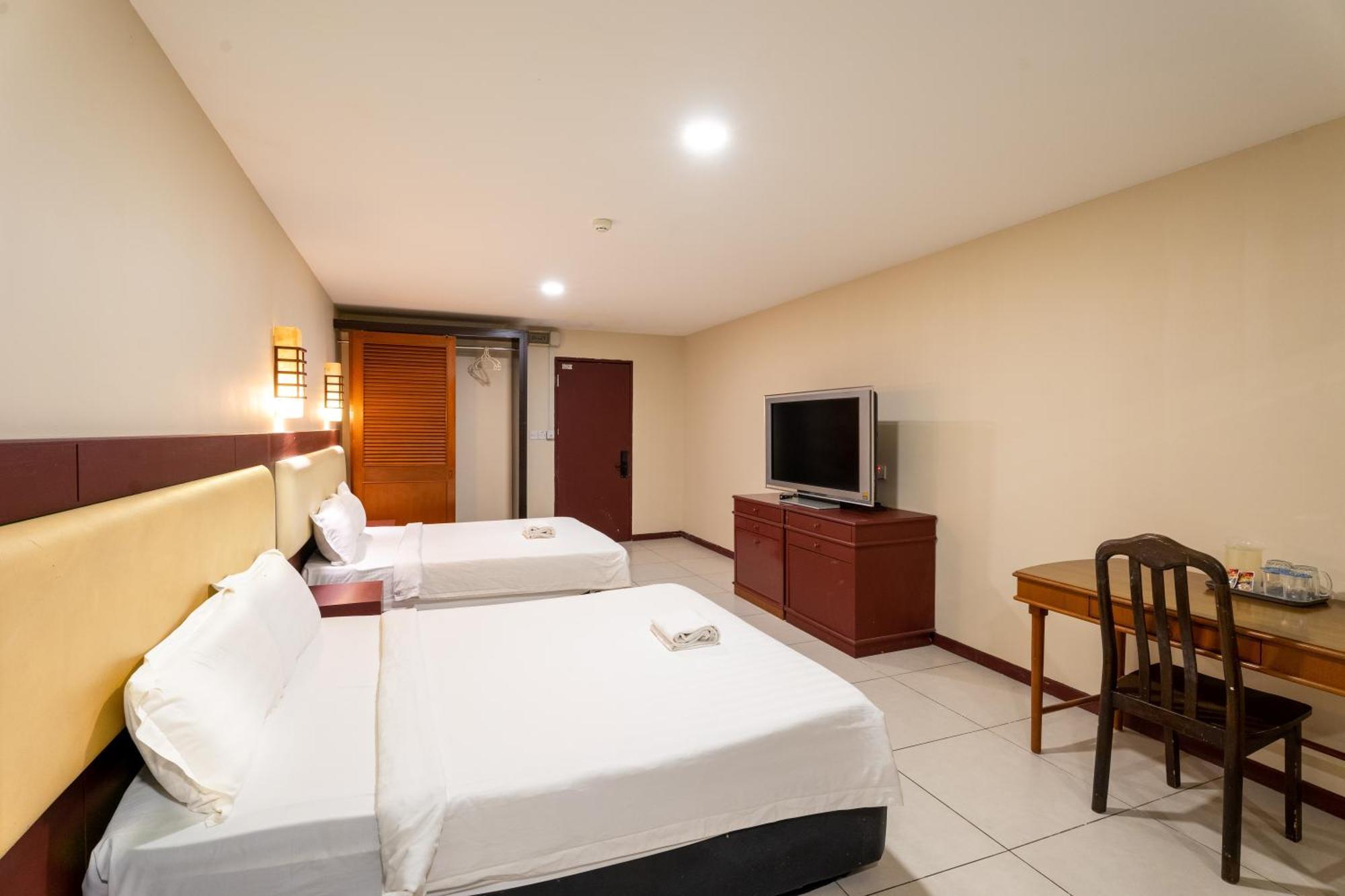 Pertama Lodge Tawau Esterno foto