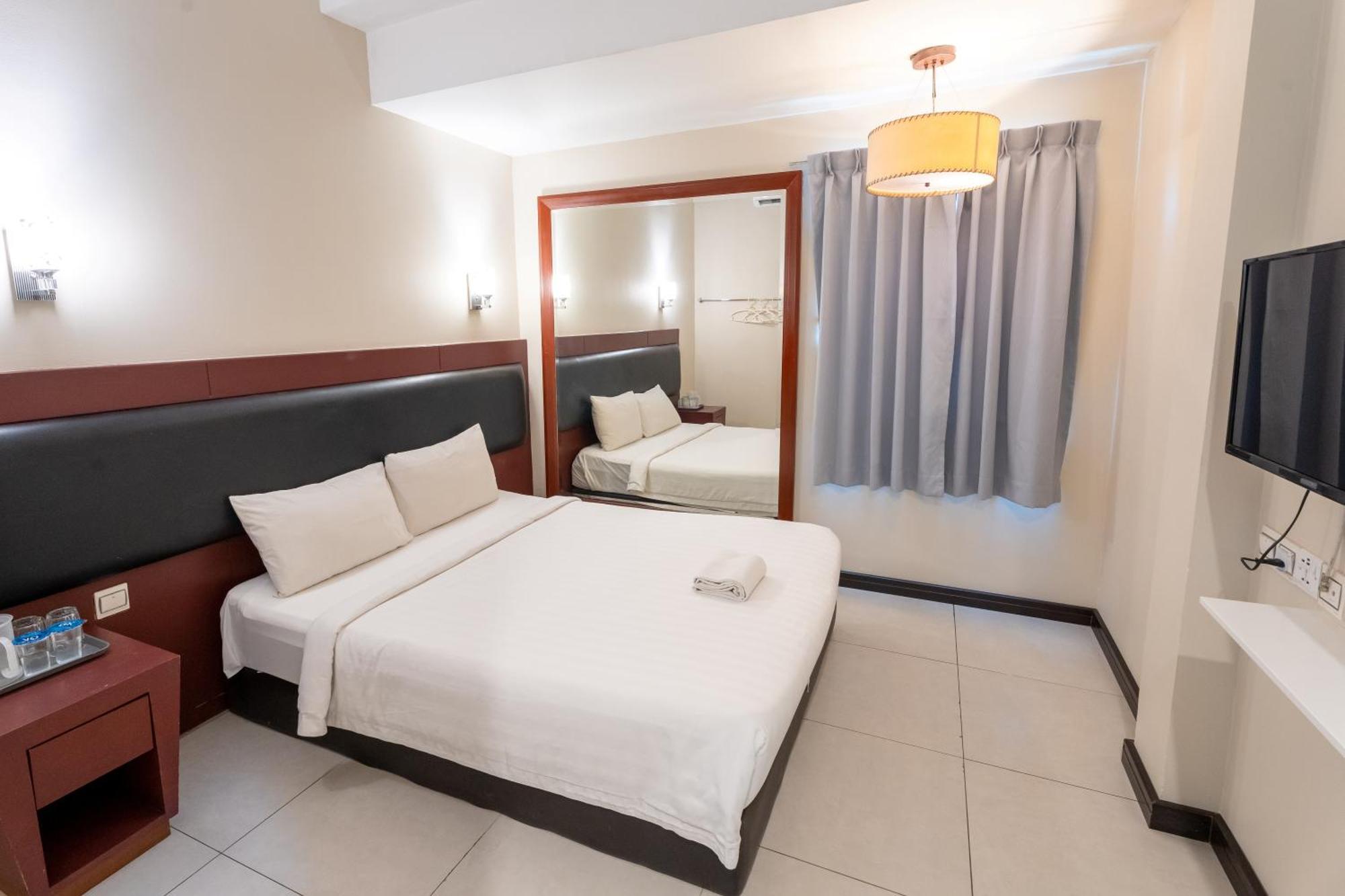 Pertama Lodge Tawau Esterno foto