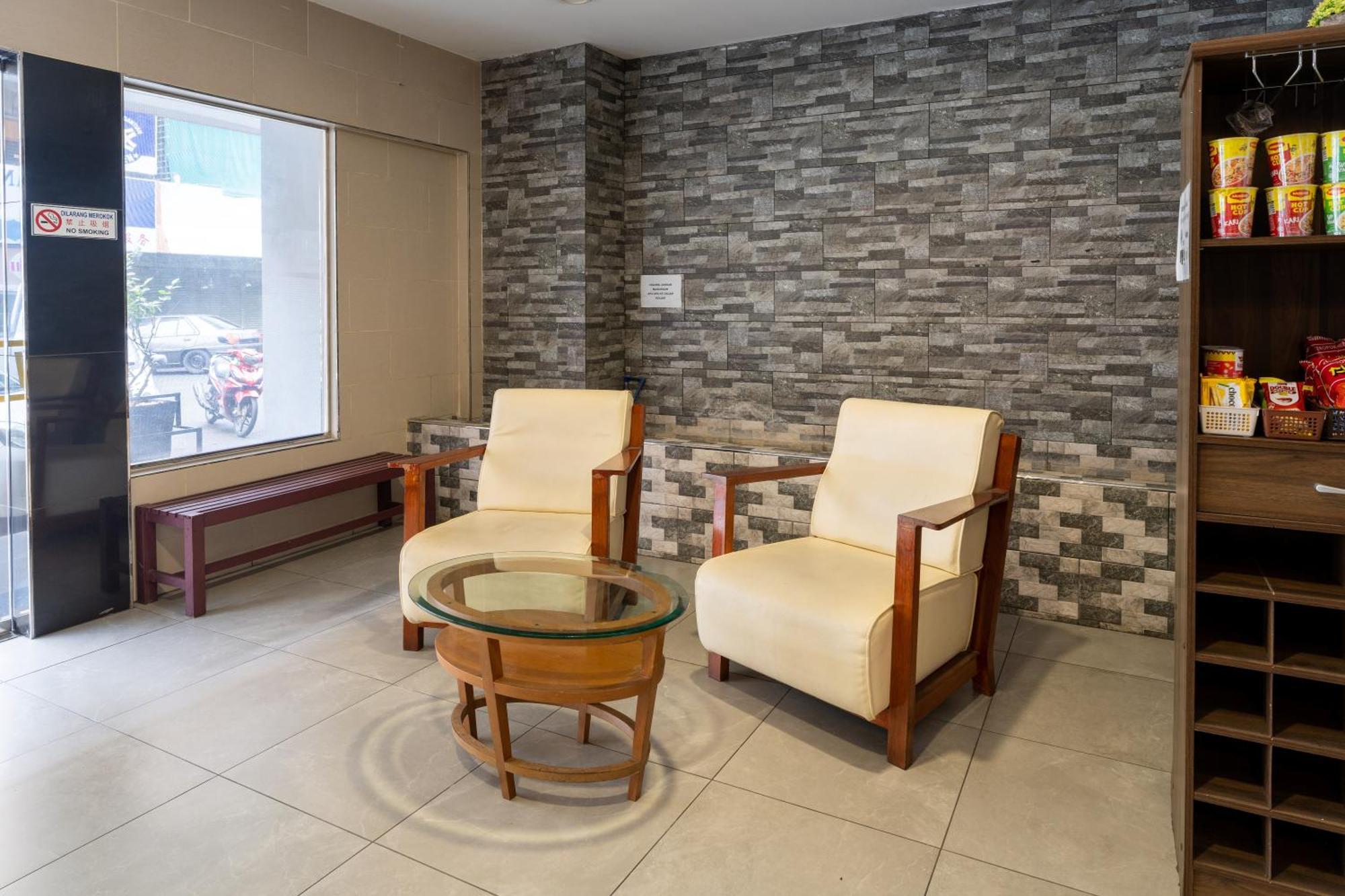Pertama Lodge Tawau Esterno foto