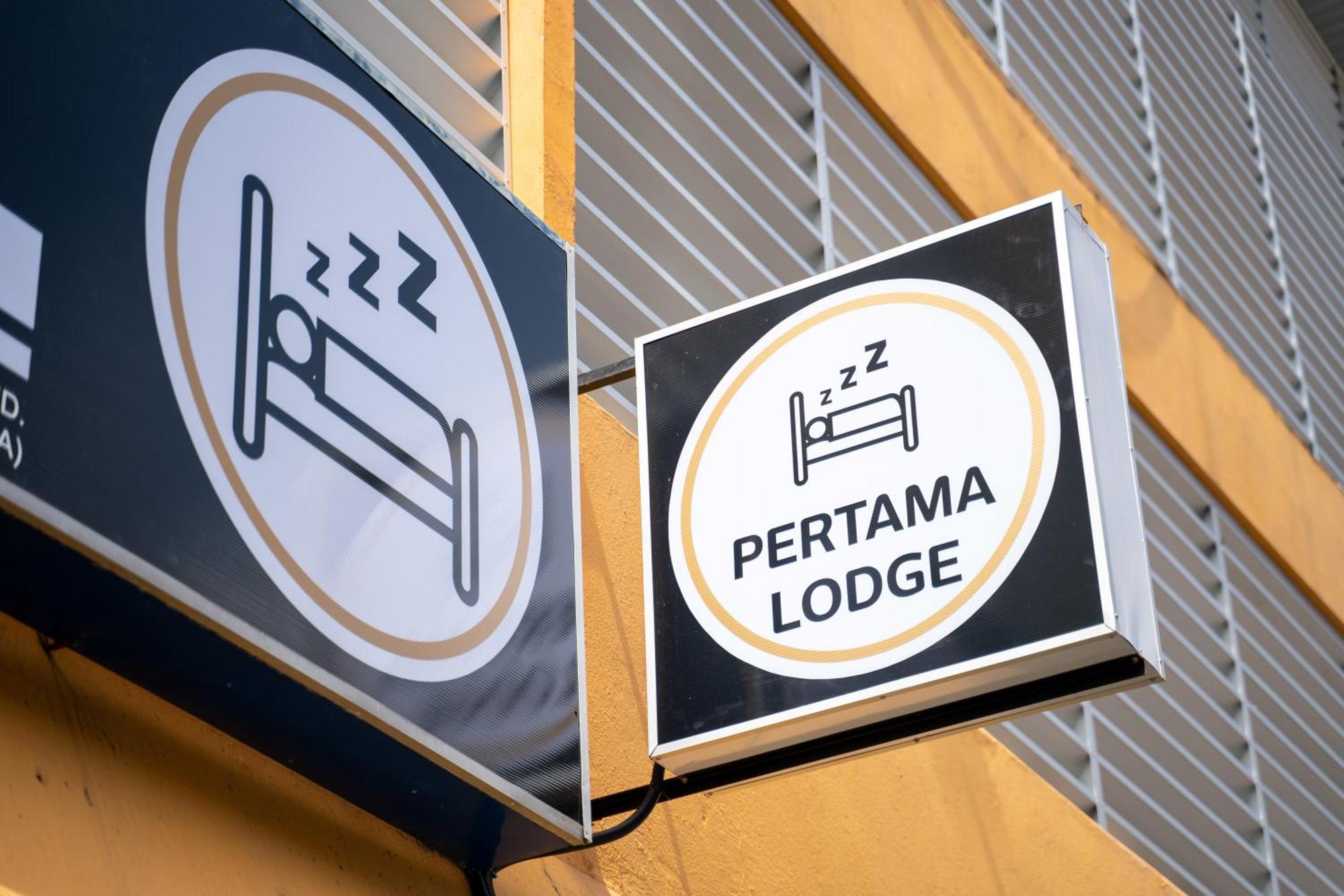Pertama Lodge Tawau Esterno foto