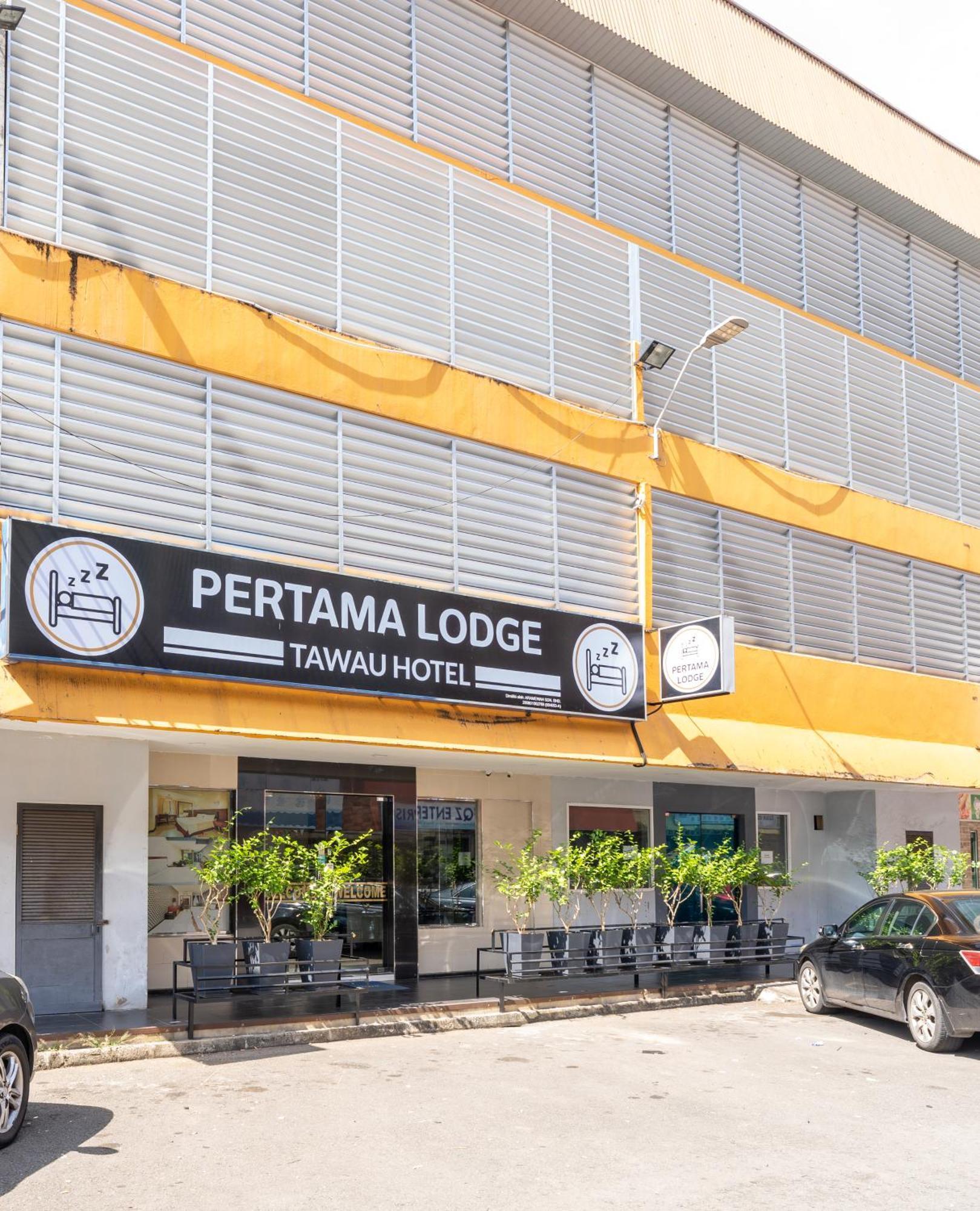 Pertama Lodge Tawau Esterno foto